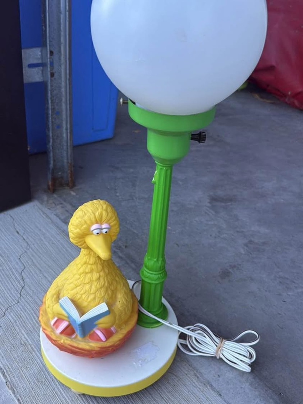 Big Bird Reading Night Light Lamp - Sesame Street